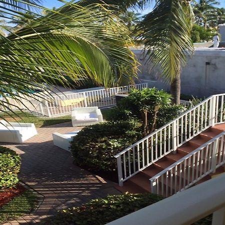 Luna Paradise By The Sea Lauderdale-by-the-Sea Exterior photo