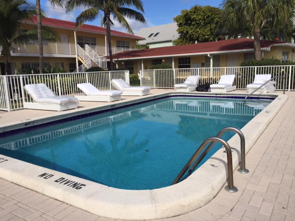 Luna Paradise By The Sea Lauderdale-by-the-Sea Exterior photo