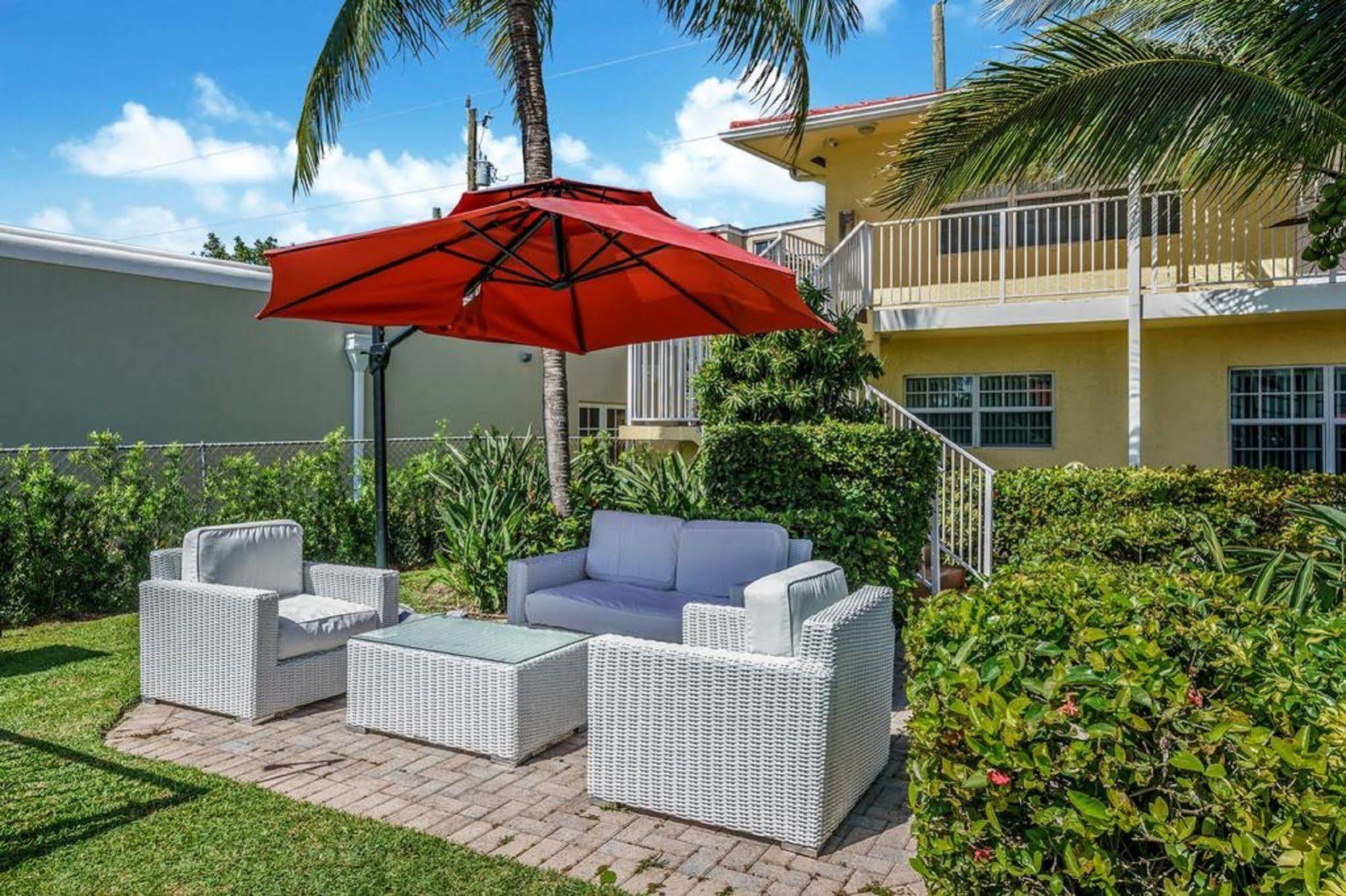 Luna Paradise By The Sea Lauderdale-by-the-Sea Exterior photo